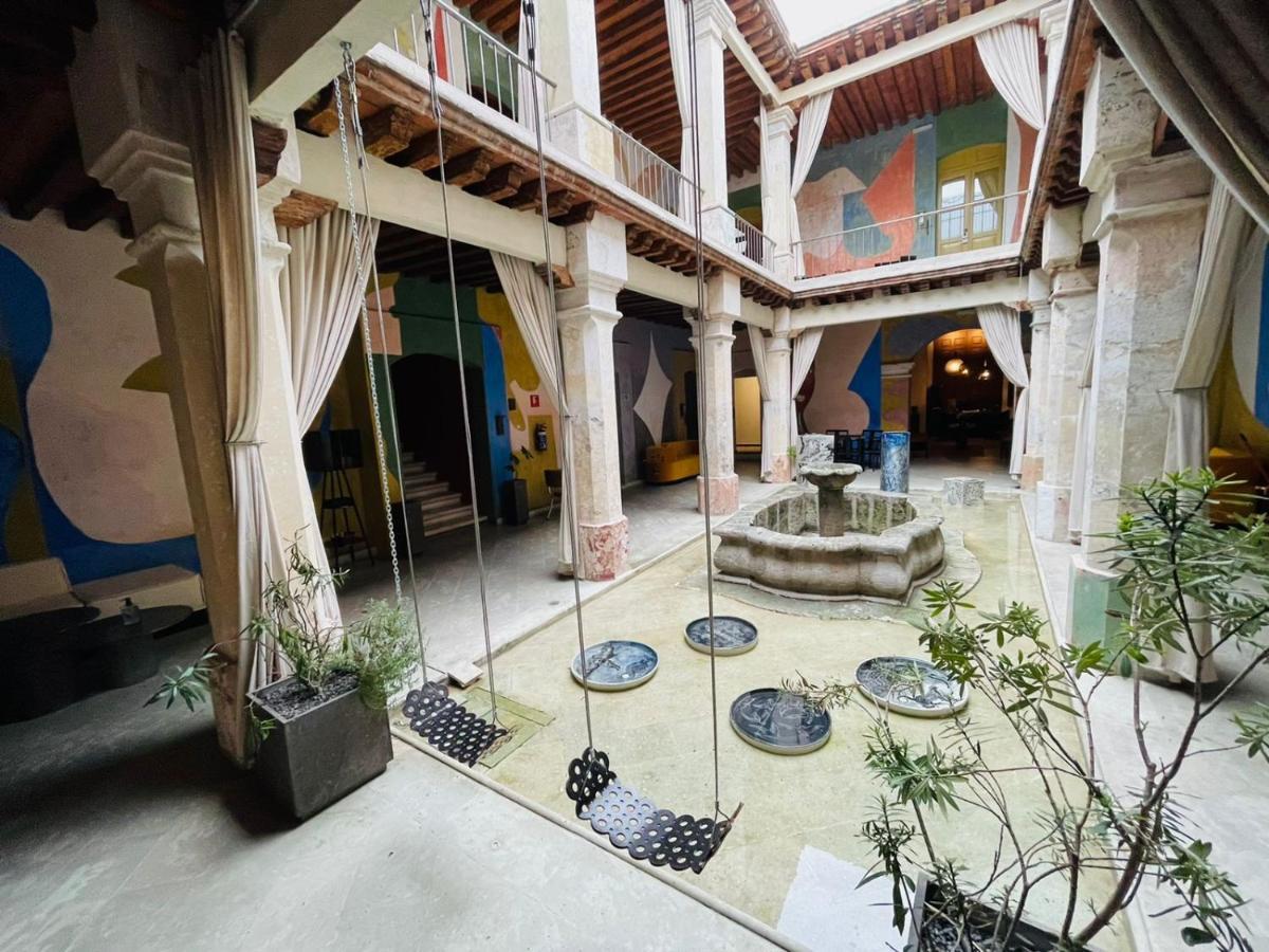 Pug Seal Oaxaca Hotel Exterior photo